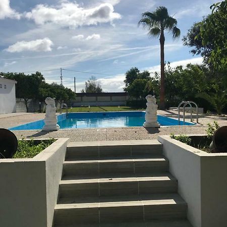 Villa Pilonga Dos Hermanas Luaran gambar